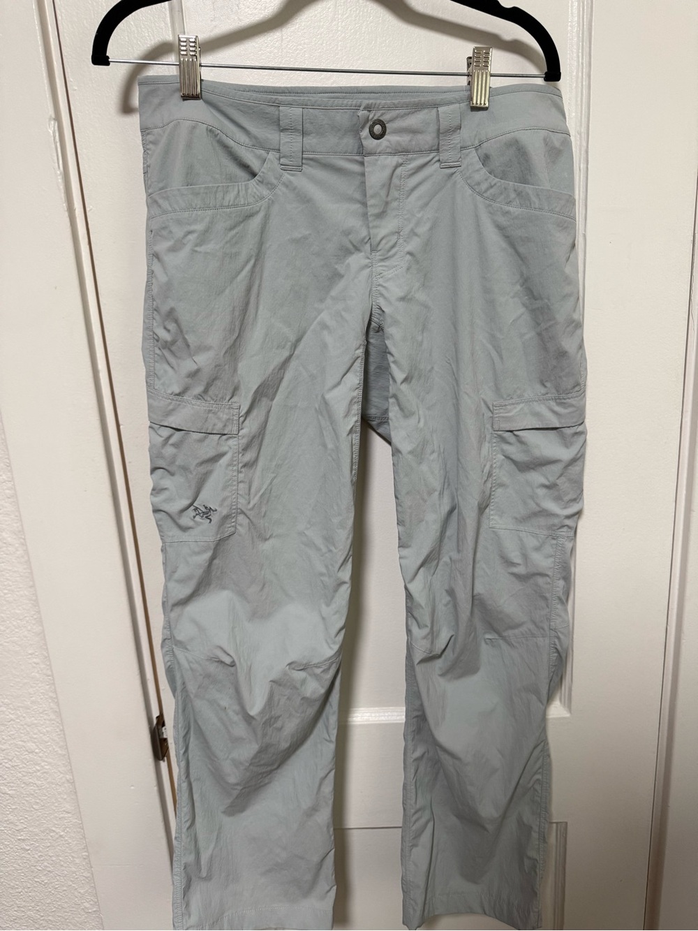 Arc'teryx Light Grey Women's Cargo Pants Size 8